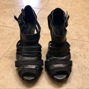 SOLD▪️Textured Faux Leather Heels